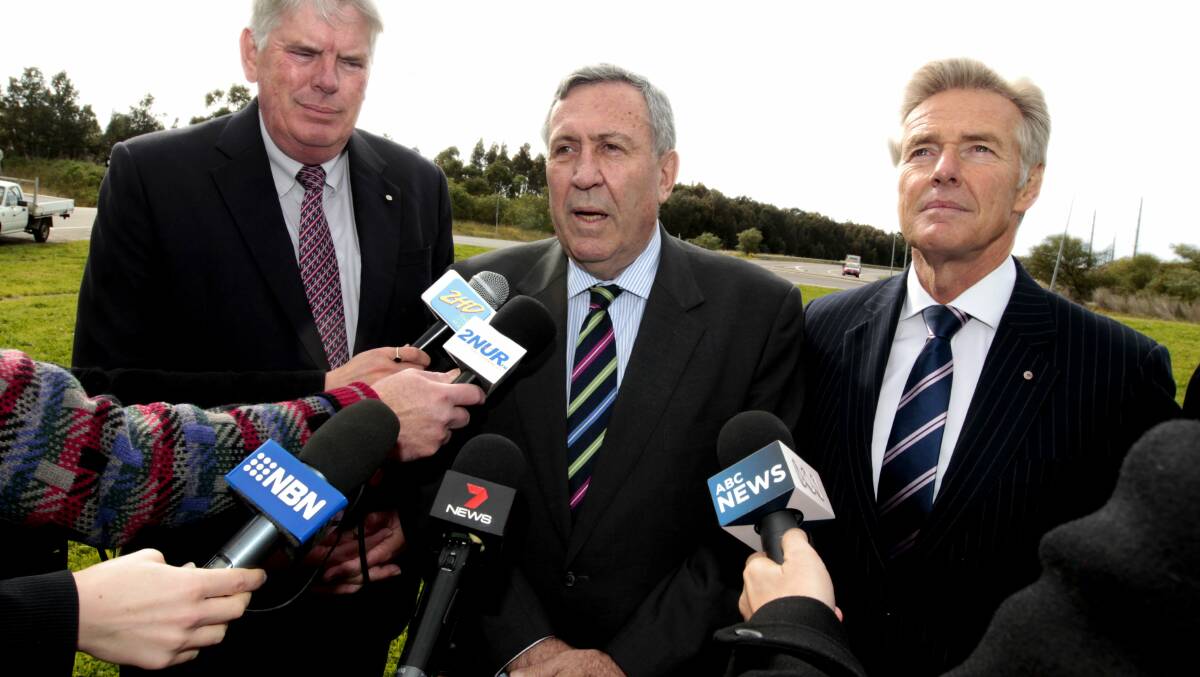 Minister for Roads and Freight, Duncan Gay (centre), has promised to visit Gunnedah to chat with the community about the town's ill-fated second rail overpass.