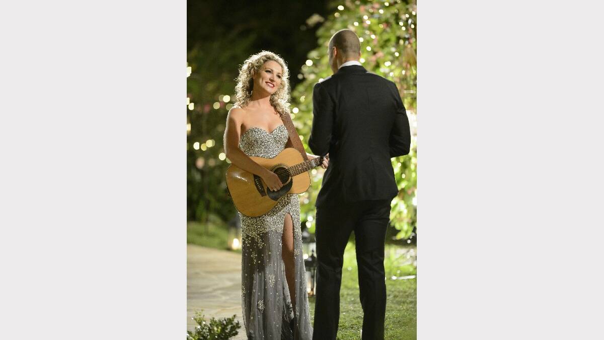 The Bachelor Australia: Katrina serenades her man