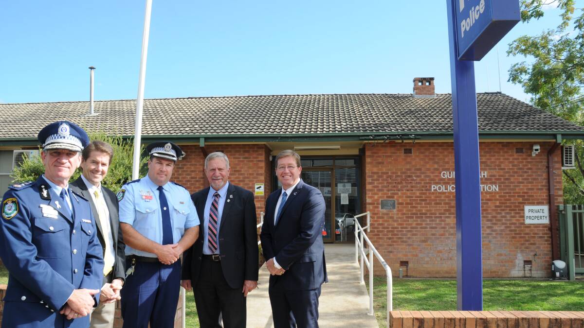 Inspecting the Gunnedah Police Station yesterday: (From left) NSW Police Commissioner Andrew Scipione, Member for Tamworth Kevin Anderson, Inspector Paul Johnston, Gunnedah Shire mayor Owen Hasler and Acting Premier and Minister for Police Troy Grant.