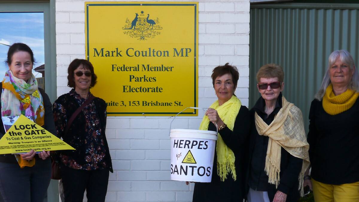 The Knitting Nannas protest outside Member for Parkes Mark Coulton’s Dubbo office.