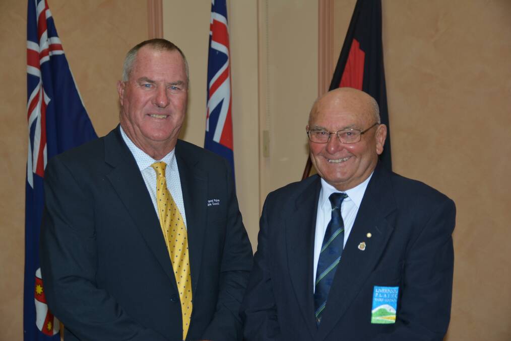 RE-ELECTED: Liverpool Plains Shire Council deputy mayor Ken Cudmore and mayor Doug Hawkins were reappointed unanimously. Photo: Supplied