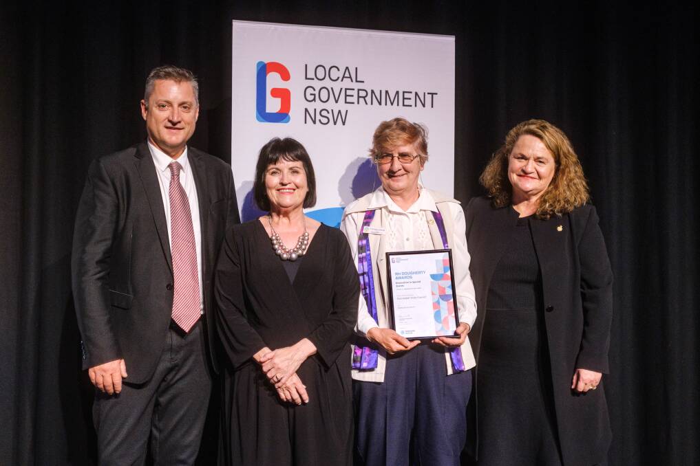 Gunnedah Shire Mayor Jamie Chaffey, Gunnedah Shire Librarian Christiane
Birkett, LGNSW President Cr Darriea Turley AM and Local
Government Minister the Hon Wendy Tuckerman MP. Picture by Local Government NSW