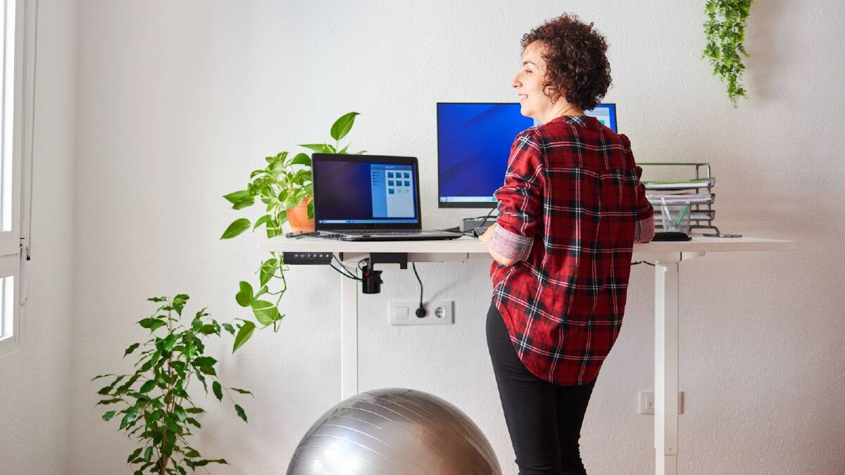 5 fitness fads that are worth including in your home office space