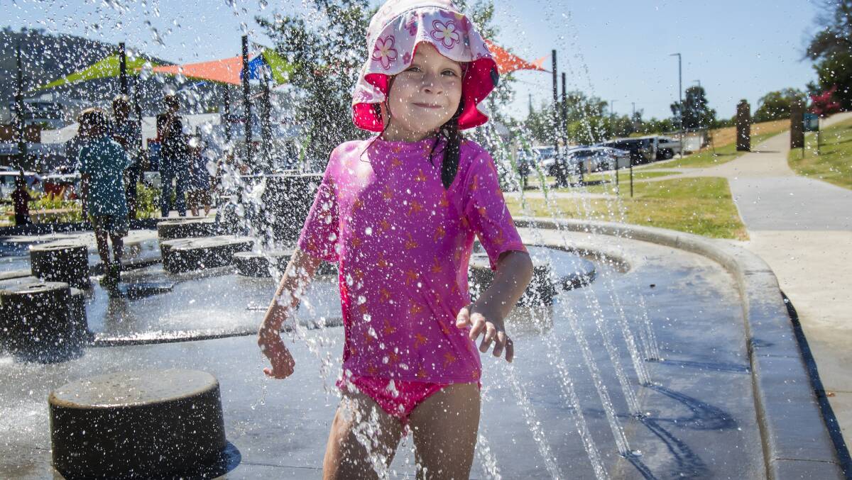 COOLING OFF: Annabelle Wilson-Lyon spent Friday cooling off at the Tamworth Regional Playground water park ahead of a heatwave to hit the region this weekend. Photo: Peter Hardin 050118PHB114