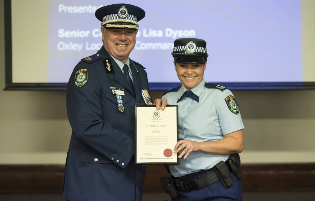 Praised: Assistant Commissioner Geoff McKechnie and Senior Constable Lisa Dyson. Photo: Peter Hardin