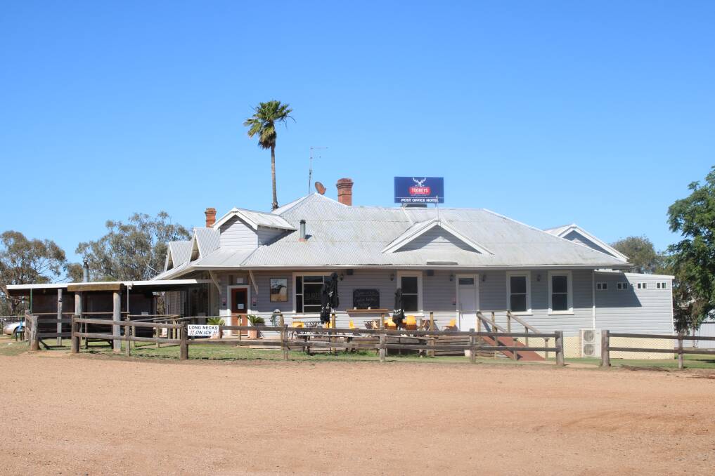 The Mullaley Post Office Hotel.