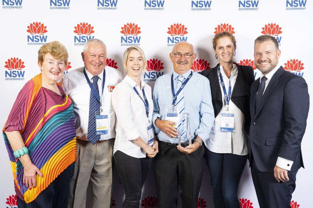 NSW Small Business Commissioner Robyn Hobbs (left) and Service NSW CEO Damon Rees (right) with Gunnedah Shire Council's Rob Hooke, Emily Wilson, Rob Hooke and Charlotte Hoddle at the conference. Photo: Salty Dingo