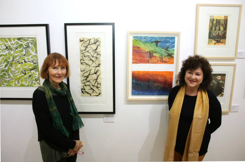 Sydney printmakers Bernhardine Mueller and Margaret Vickers at Gunnedah Bicentennial Creative Arts Gallery on Friday. Photo: Vanessa Höhnke