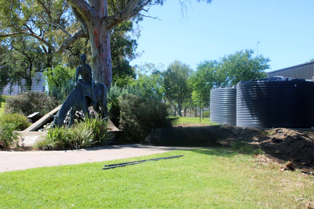Fence move to 'restore some dignity' to Gunnedah 'icon'