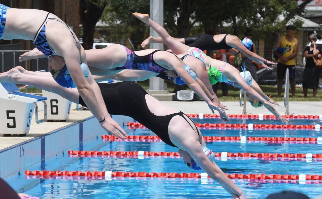 Gunnedah swimming club fights lane fee enforcement