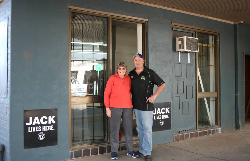 Emerald Hill CWA president Yvonne Argent at the Parkview's old bottle shop with publican Greg Thomas.