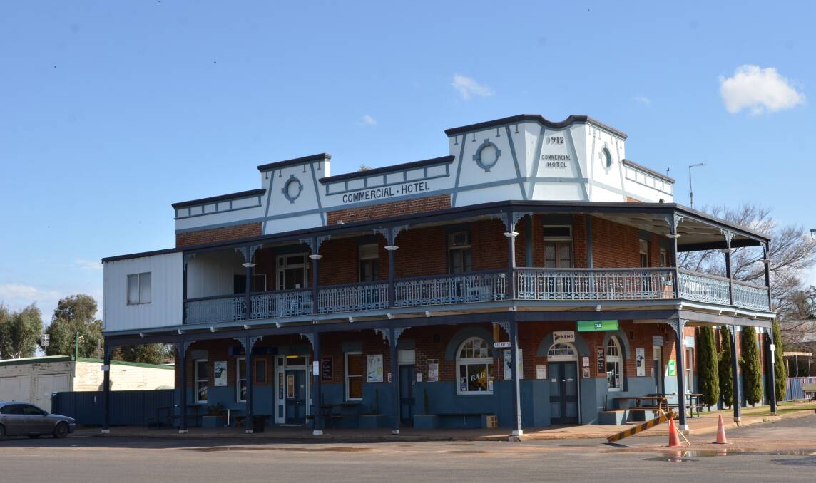 The Commercial Hotel Curlewis