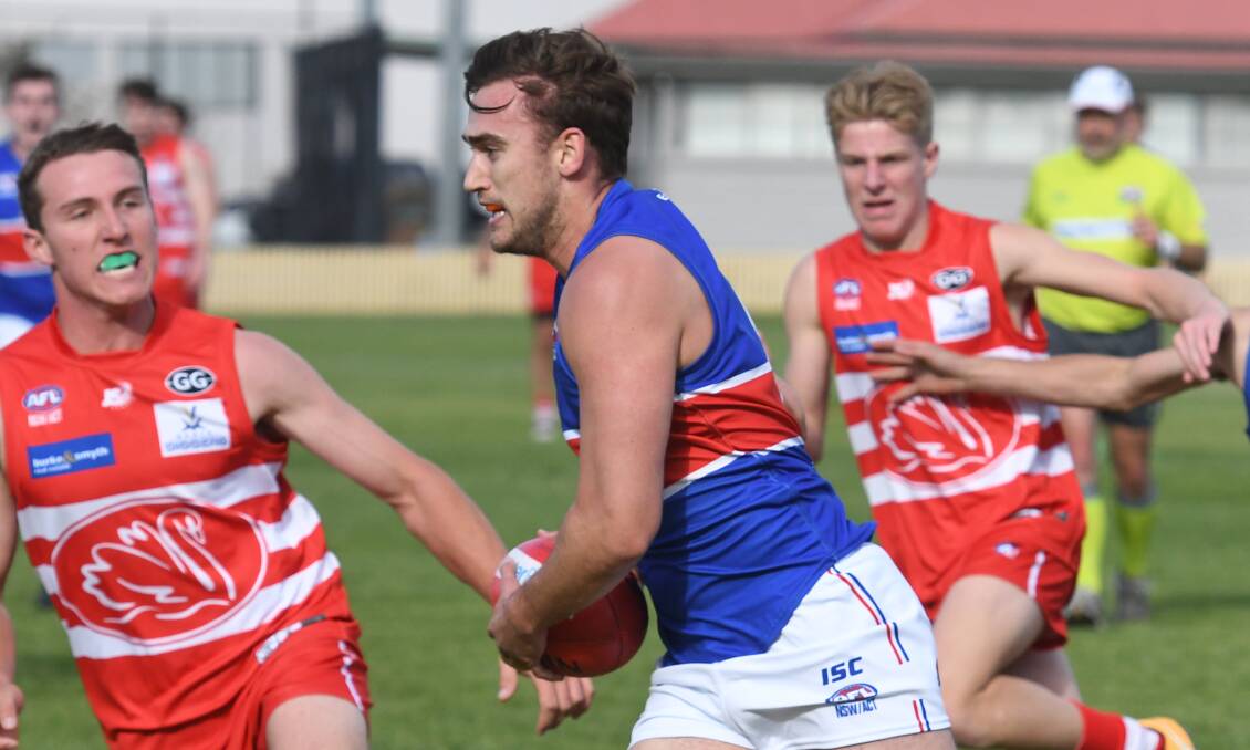 FINE FORM: Brent Hartley, pictured playing against the Tamworth Swans, had another big game for the Bulldogs. Photo: Samantha Newsam