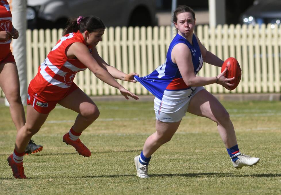 THE PREDATOR: Issy Hunt is a "natural athlete" who plays with "loads of time", says Bulldogs co-coach Sam Proudfoot. Photo: Gareth Gardner 