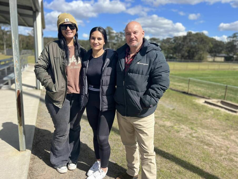 Eather and her parents, Leaia and Jarrod. Picture by Excel Sports Management
