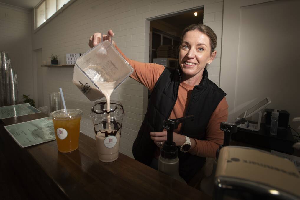 SMOOTHIE IS SERVED: Local wellness coach Ellen Howland has launched the Gunnedah Lifestyle Centre with a focus on nutrition and mindfulness. Photo: Peter Hardin 