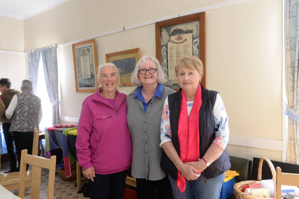 HONOURED: Tooraweenah 's Jill Blackman (middle) has received a Medal (OAM) of the Order of Australia. Photo: File