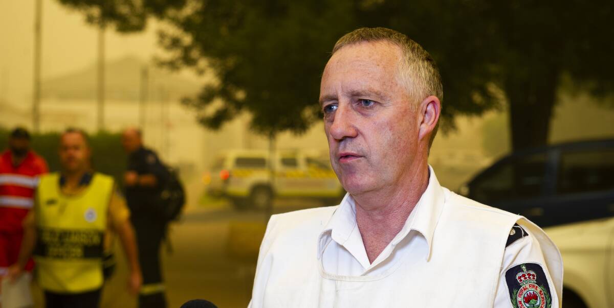 Rural Fire Service Superintendent Roger Orr, incident controller for the Snowy Valleys area, speaks to media on Sunday in Tumut. Picture: Dion Georgopoulos