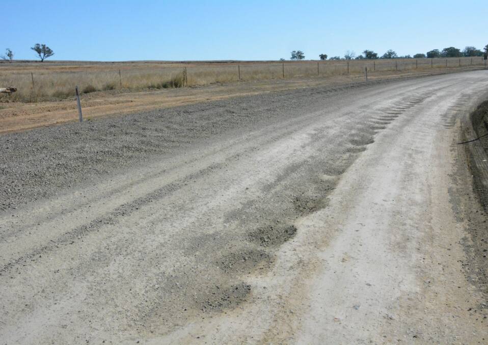 FIXED UP: Tamworth MP Kevin Anderson will commit a further $1.6 million to Rangari Road. Photo: File