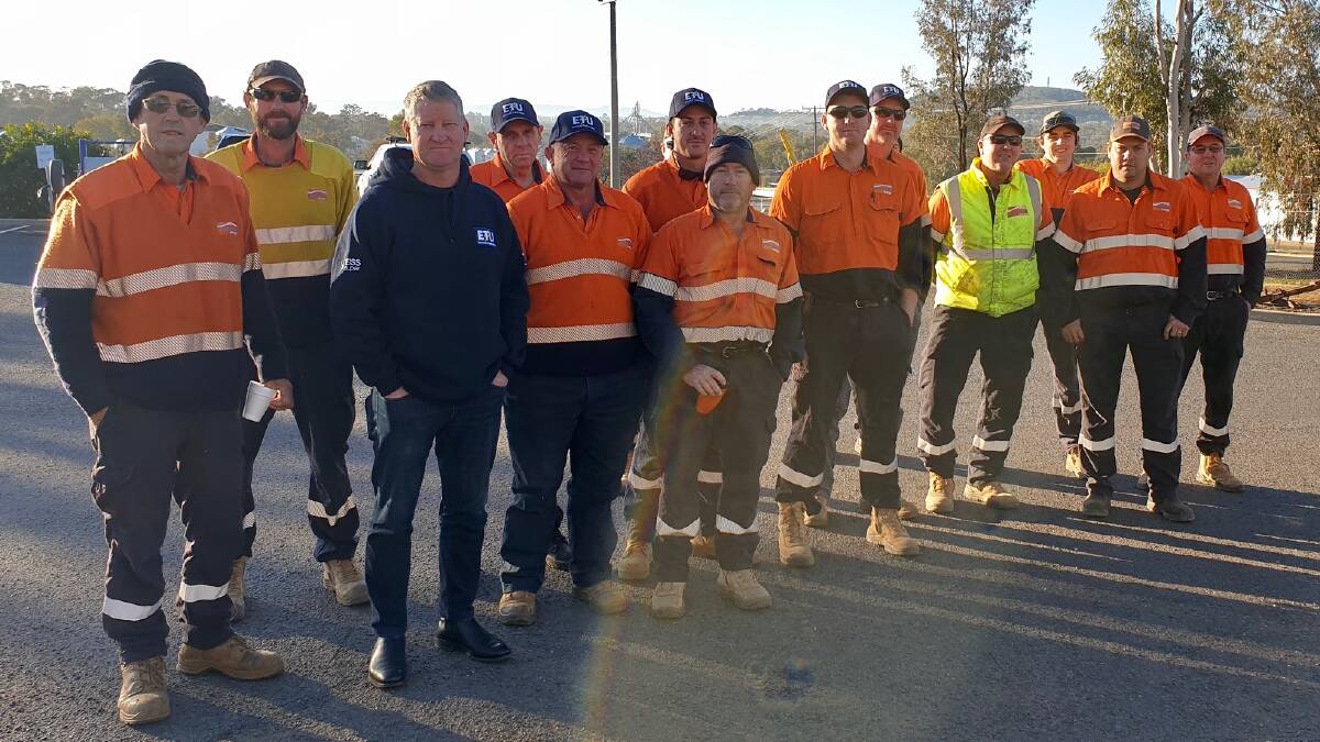 JOB CUTS: Electrical Trades Union secretary Justin Page met with Gunnedah Essential Energy employees.