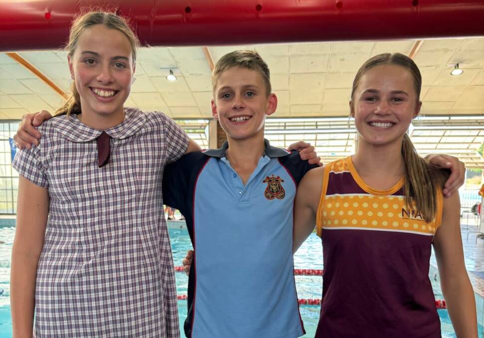 (From left) Alexis Whitton, Baxter Knapman, and Audrey Hannaford will represent Gunnedah in Sydney starting from Sunday. Picture supplied.