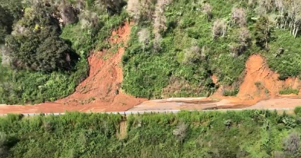 BLOCKED: A landslip on the Oxley Highway on March 23. Image: supplied