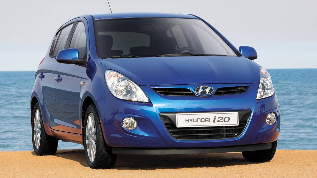 An example image of a 2011 blue Hyundai i20. The model and colour may be slightly different.