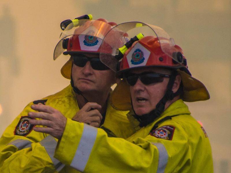 WA firefighters brought dangerous blazes in Gnangara and Cataby under control.