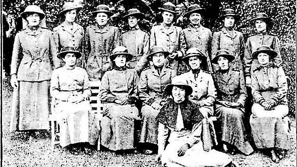 Matron Amy Ennis (third from right sitting down). Photo taken in 1917.