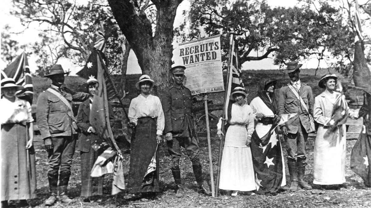 Patriotic young women and recruiters at Narrabri in December 1915, prior to the start of the Wallaby March from the North West to Newcastle. The tall figure, second from right, was the march leader, Captain Robert Cameron, of Pidgee Pidgee, Wee Waa.