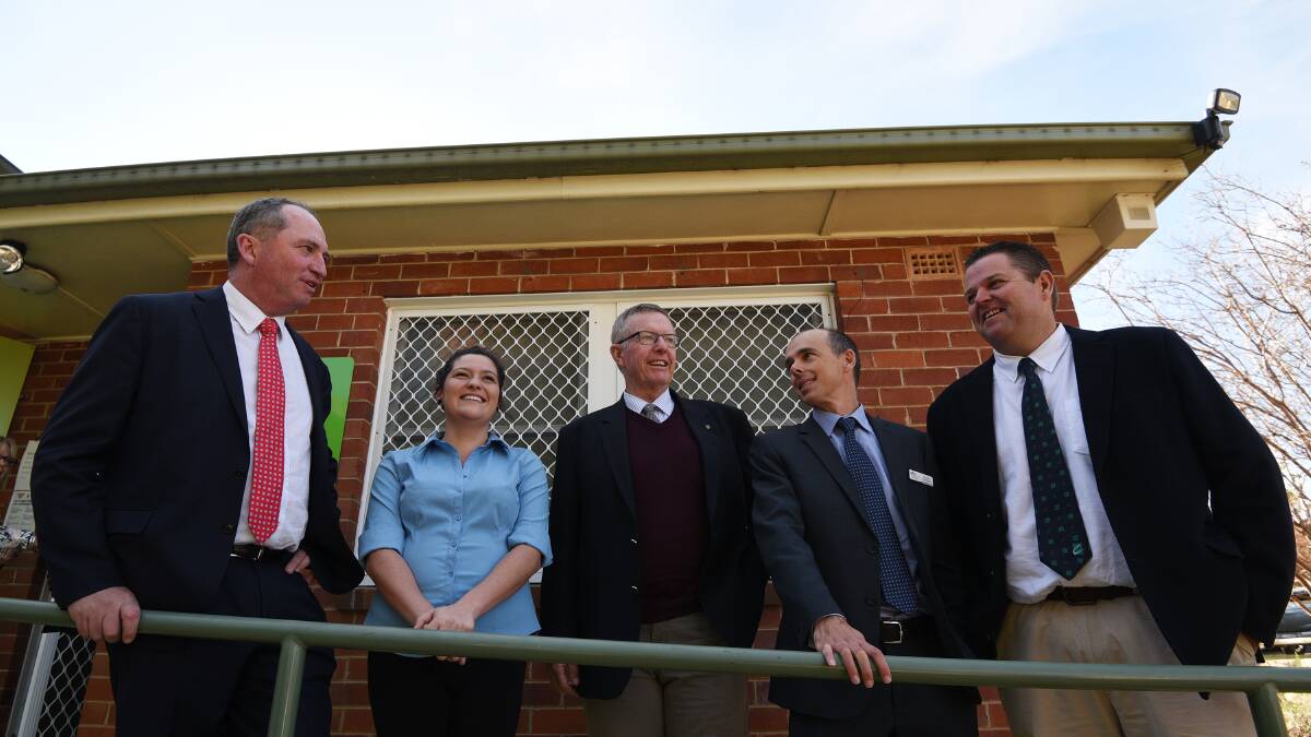 SUPPORT: Barnaby Joyce, Amy Devrell, Mark Coulton, Primary Health Network CEO Richard Nankervis and Acting CEO of CentreCare David Holzigal. Photo: Gareth Gardner